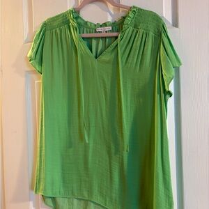 Maison D’Amelie Vibrant Green Women's Blouse